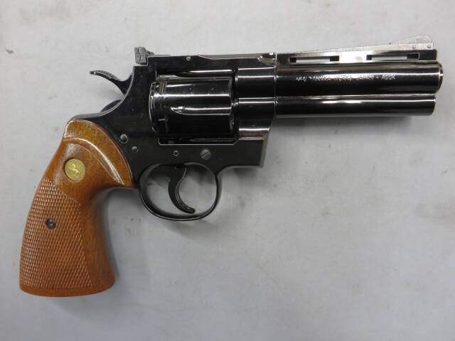 【タナカ】コルトパイソン.357mag 4in ミッドナイトブルー