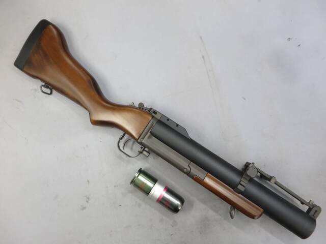 【IRON Airsoft】M79 グレネードランチャー リアルウッド・G&P ガス カート