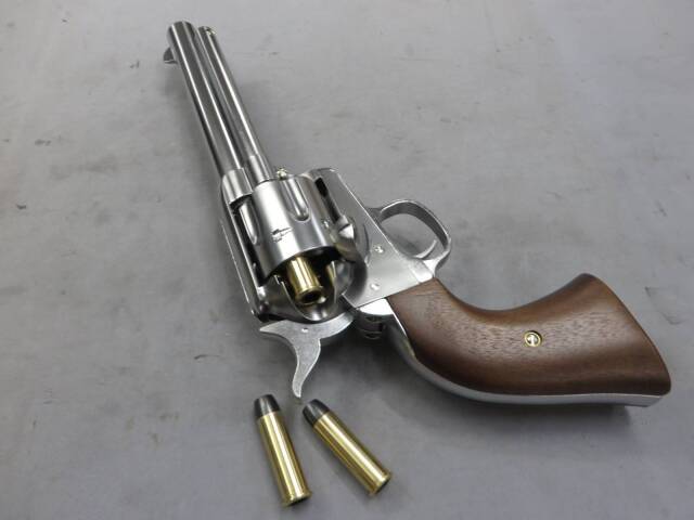 【マルシン】コルトSAA.45 アーティラリー シルバー ABS 木製グリップ仕様 Xカートリッジ