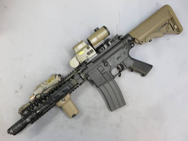 【東京マルイ】Mk18 Mod1・ホロサイト・ブースター・ライト・フォアグリップ ガス・ブローバック