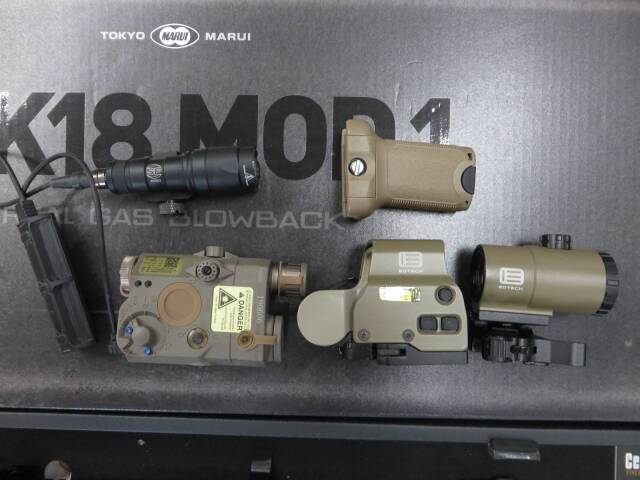 【東京マルイ】Mk18 Mod1・ホロサイト・ブースター・ライト・フォアグリップ ガス・ブローバック