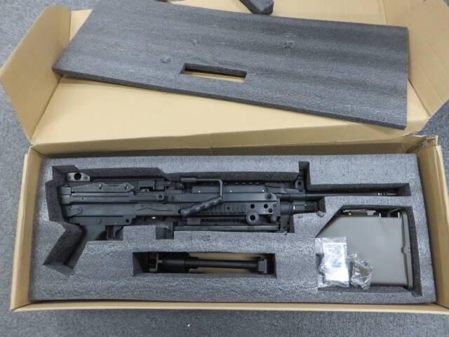 TOP M249軽機関銃　LMG 電動ガン M249 mk1 ミニミ 軽機関銃 LMG 【2500連発】A&K 電動ガン マック