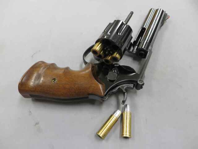 【マルシン】S&W M629 クラシック ディープブラック 木製グリップ仕様 Xカートリッジ