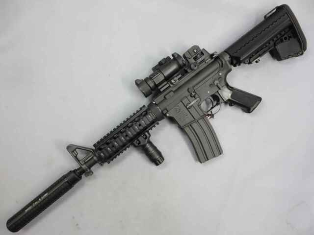 【東京マルイ】CQB-R ブラック　/  プロサイト・マウント・プロサイレンサー　次世代電動ガン
