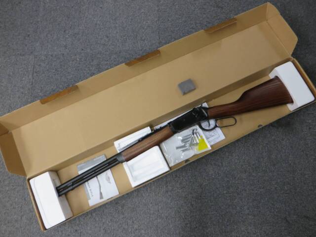【UMAREX】ウィンチェスターM1894 COWBOY RIFLE CO2 カート式レバーアクション 木目調