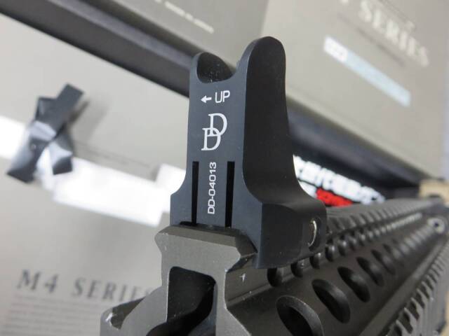 【東京マルイ】CQB-R FDE　カスタム　次世代電動ガン