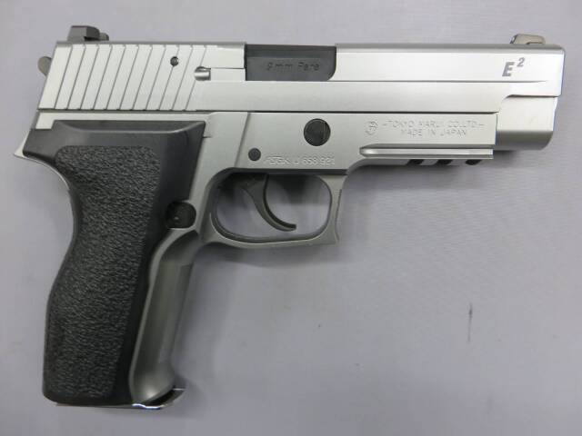 東京マルイ】SIG SAUER P226 E2 ステンレスモデル