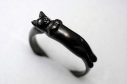 おやすみ黒ネコリング