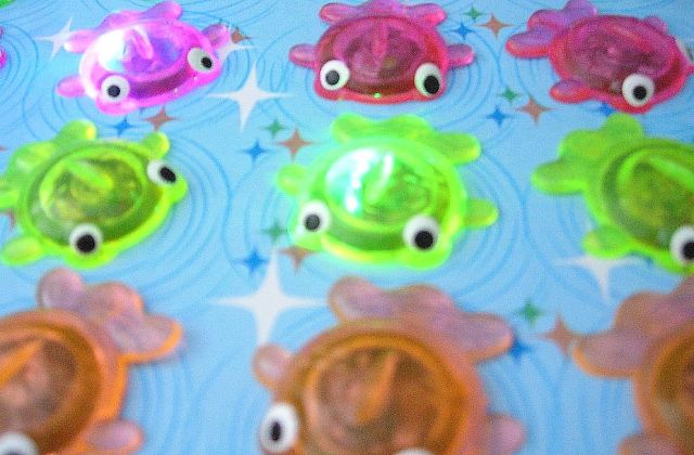 光る ピカピカ 金魚すくい 48個入り 駄菓子おもちゃの激安卸問屋 土屋商店