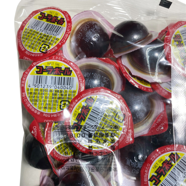 コーラボールゼリー  コーラの爽快な炭酸感と懐かしい甘酸っぱさ