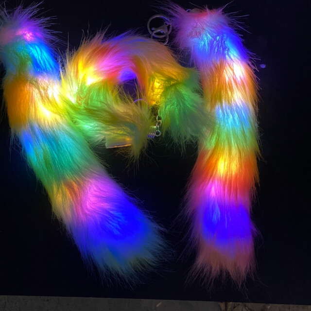 光るる もふふ～しっぽチャーム    ３パターンのフラッシュ　お祭り、イベント