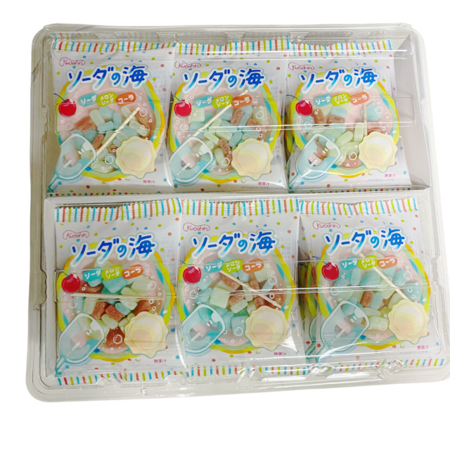 ソーダの海　さわやかなソーダ味が楽しめる新感覚の駄菓子