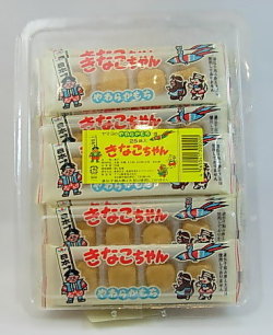 きなこちゃん　フワフワのやわらかいお餅にきな粉をまぶしてあります