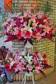 【62】　スタンド花　2段