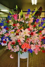 【78】　スタンド花　1段