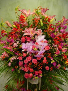 【82】　スタンド花　1段