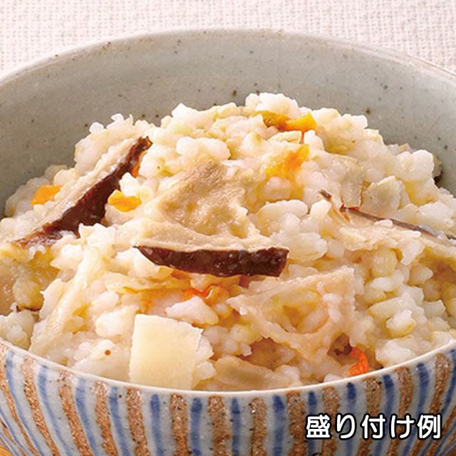 ロングライフフーズ　やわらか玄米炊き込みご飯　盛り付け例