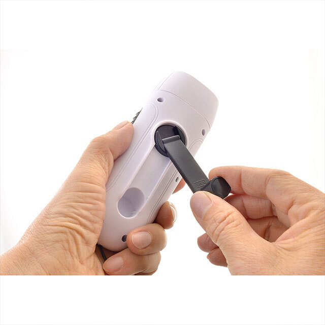 スマホ対応 ダイナモFM ラジオLEDライト