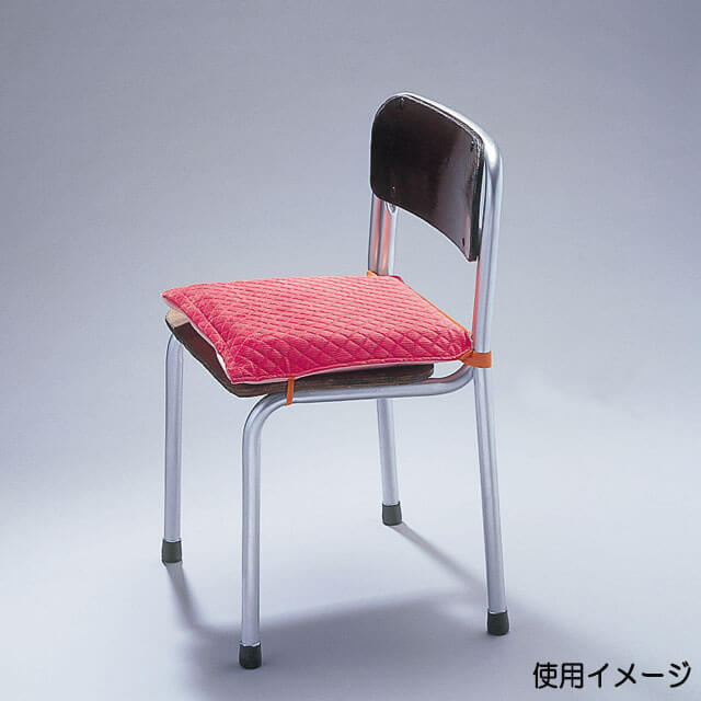 コール天カバーを学校用椅子に取り付けた使用イメージ