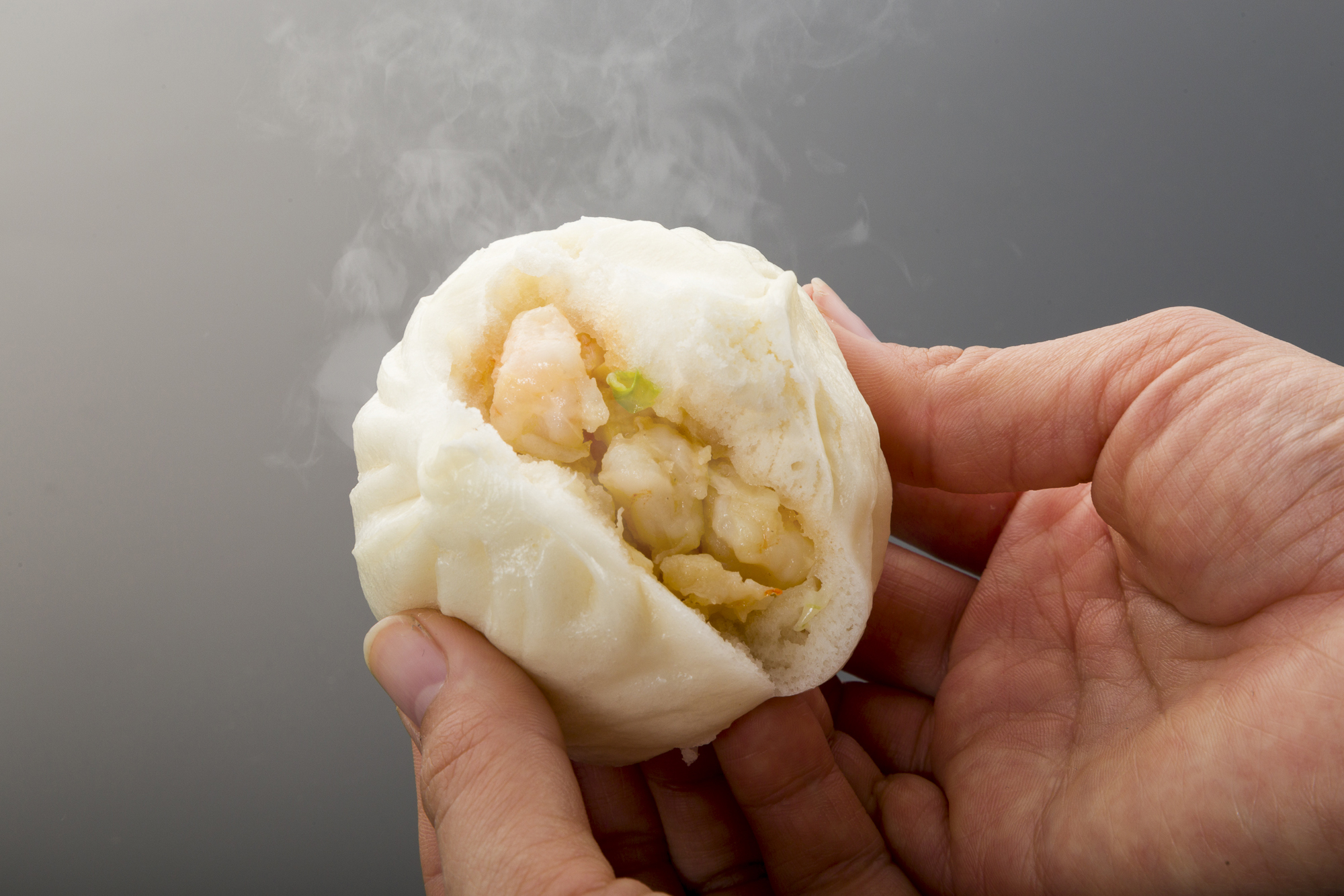 ひとくちエビマヨまん