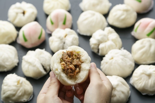 ひとくちまんシリーズ4種セット 送料別 エビマヨまん 豚まん 叉焼まん 桃まん 横浜中華街 大珍樓 創業昭和22年老舗店手作り絶品の味