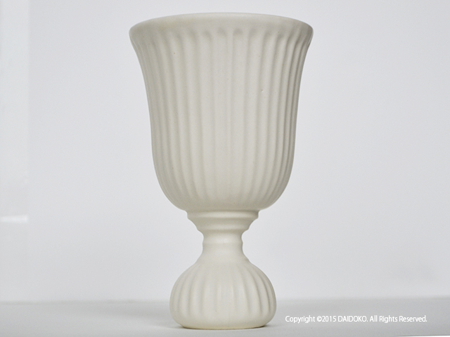 加藤智裕　半磁器