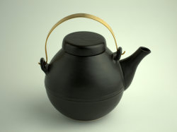 イブキクラフト　煎じ土瓶（真鍮+陶器）　黒　直火ＯＫ