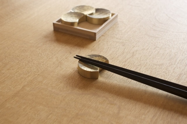 箸置き 箱根駅伝 FUTAGAMI 閃光 真鍮 フタガミ ゴールドカラー 非売品 089csrtk4-12a.jpg