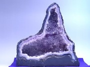 天然石の晶洞・アメジストドーム│だいこく晶店