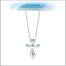 送料無料】 TIFFANY & Co. スモールクロス（ティアドロップクロス