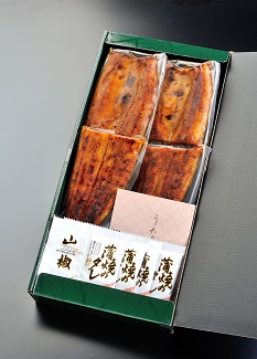鰻蒲焼ハーフ