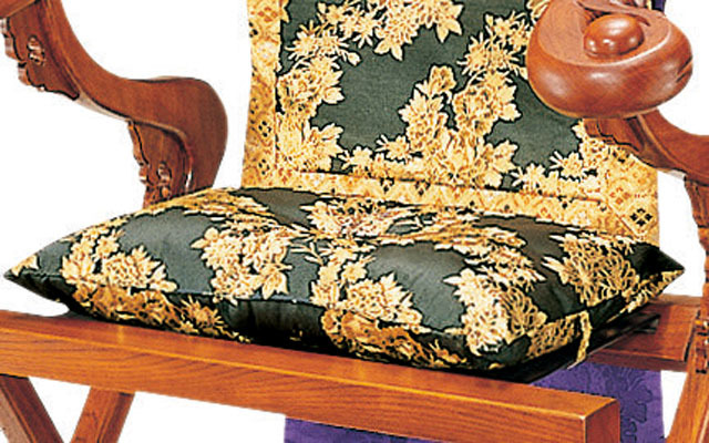 本曲録用金襴座布団