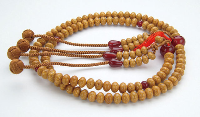 京念珠＜真言宗＞天竺菩提樹赤メノウ仕立（尺２平玉）