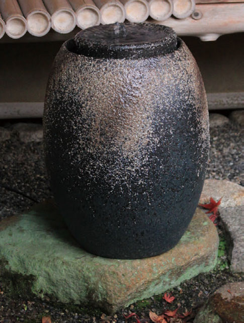 屋内用水琴窟　琴音（青古信楽）