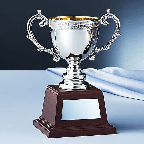 銀製品トロフィー 重さ269.0g