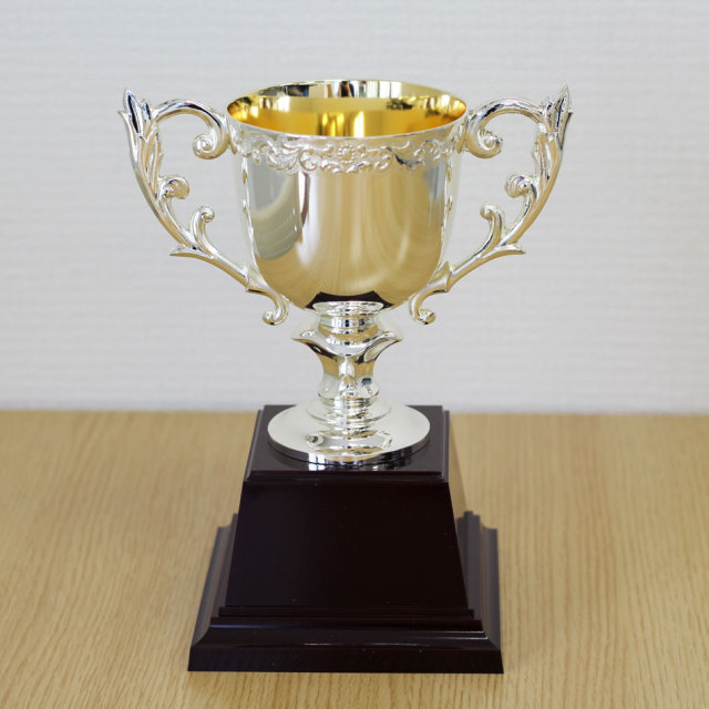 アウトレット商品　優勝カップ