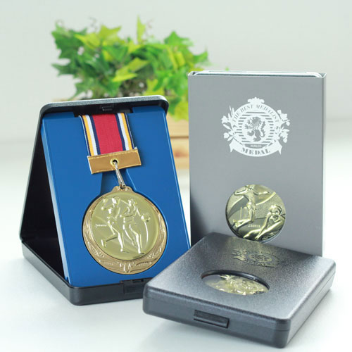 130種類の図柄から選べるプレミアムなメダルです