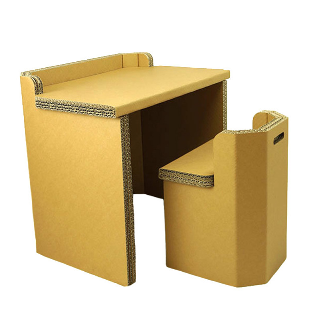 国内産段ボール製で安心 段ボール職人オリジナル机「マイ・ボード