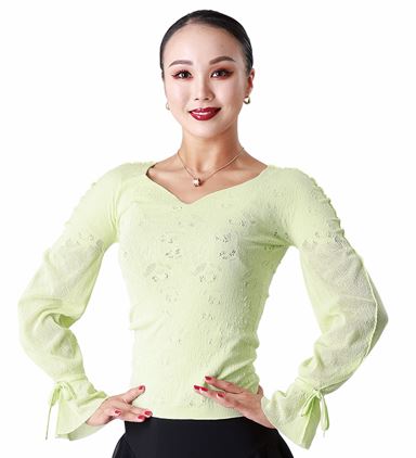 タカダンスファッション