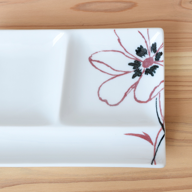 波佐見焼 アネモネ 赤 仕切プレート 小 波佐見焼 和食器 セレクトショップ Danlife