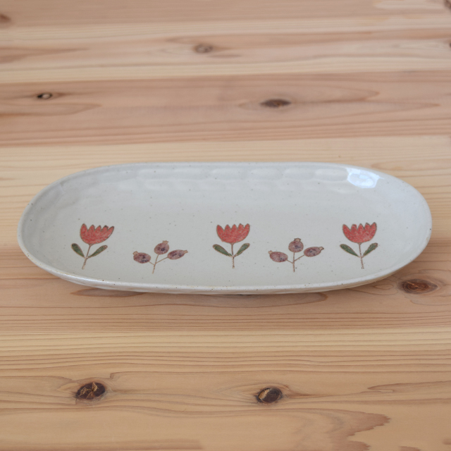 波佐見焼 勲山窯】チューリップ 軽々楕円皿
