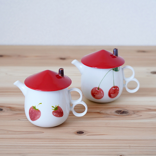 波佐見焼 福峰窯】ポット（いちご）（さくらんぼ）