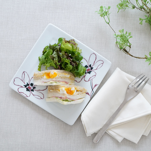 波佐見焼 一龍陶苑】アネモネ（赤）正角プレート