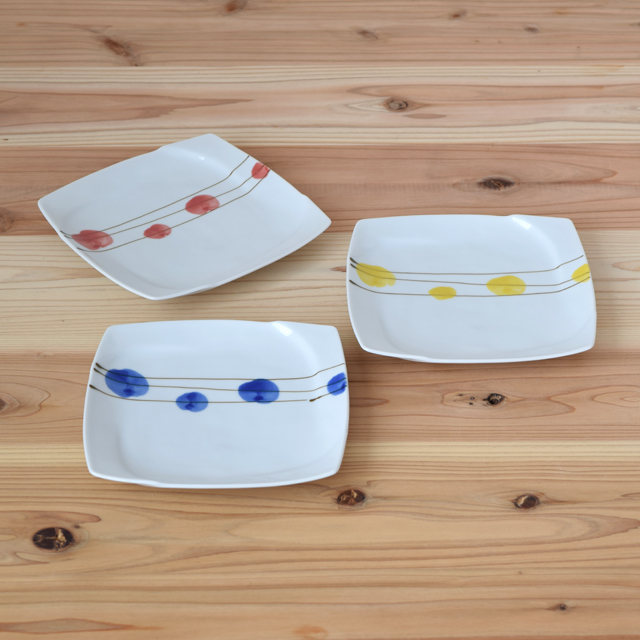 波佐見焼　　和食器　セレクトショップ　Danlife　　水玉　ドット　皿　焼皿　角皿　　福峰窯