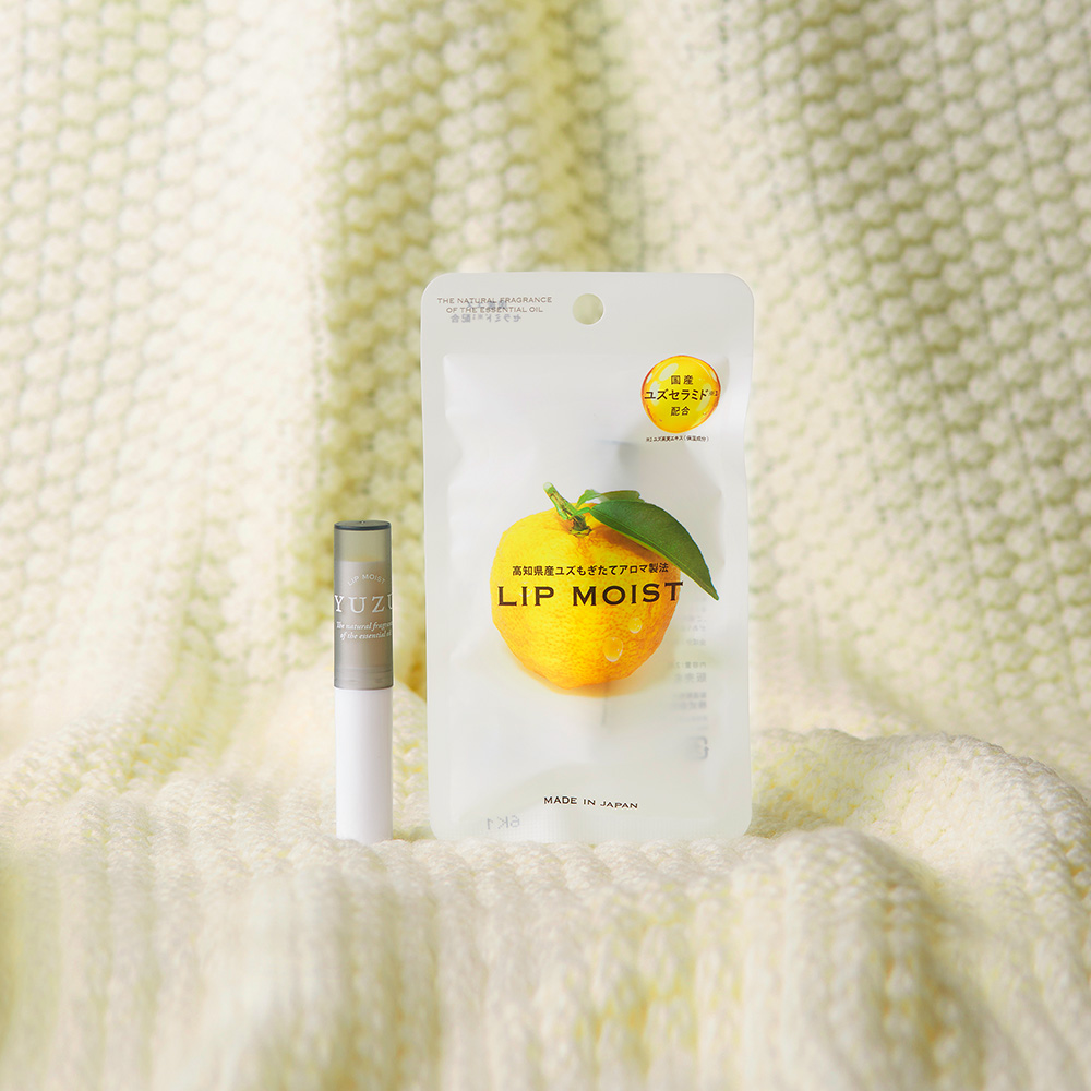 YUZU リップモイスト 2.4g
