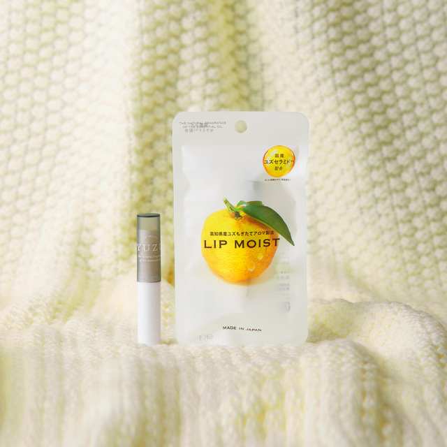 YUZU リップモイスト 2.4g