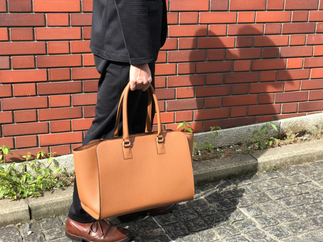 MONTBLANC モンブラン ショルダーバッグ ビジネスバッグ ロック式 フラップ レザーバッグ 2wayバッグレザー ブラウン メンズ ダヴィンチファーロのMontBlanc【モンブランシュリンクレザーシリーズ