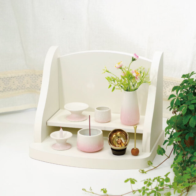 手元供養用の仏壇