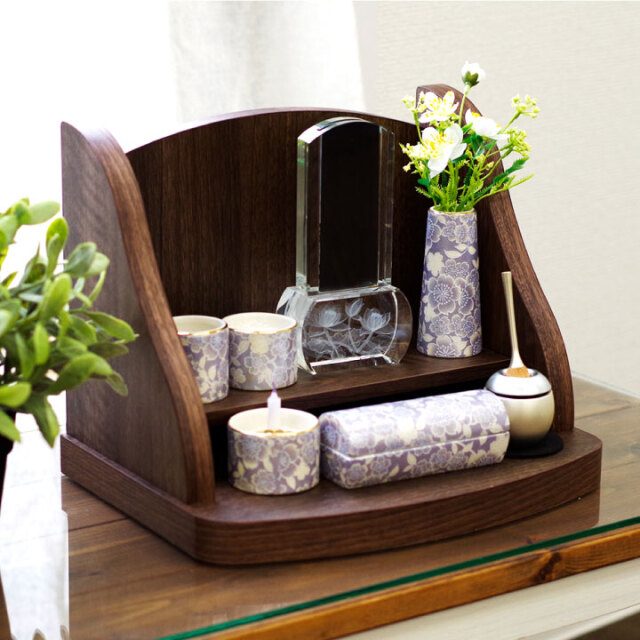 手元供養用の仏壇