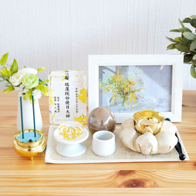 仏具 おりん お花 布団 金襴 座布団 セット 花座布団 ピンク イエロー